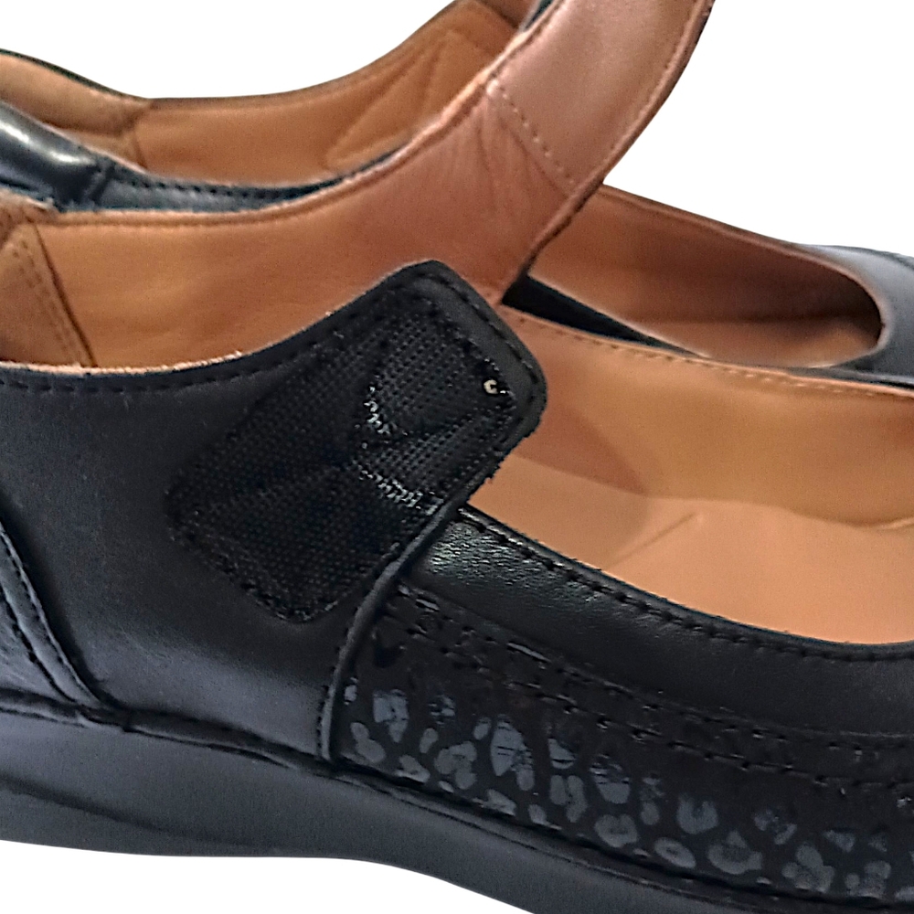 Clarks Appley Walk Mary Jane Shoes Sz 9M Womens Black Leather Comfort Modest - Picture 3 of 16